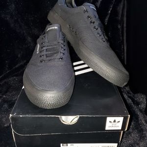 [B22713] Mens Adidas 3MC Black Size 10 Sneakers